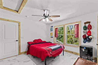 1036 Williamsburg Drive, Lenoir, NC 28645 - Photo 22