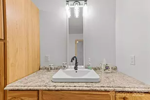 1036 Williamsburg Dr, Lenoir, NC 28645 - Photo 18