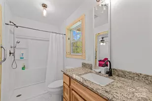 1036 Williamsburg Dr, Lenoir, NC 28645 - Photo 24