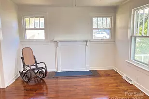 212 Kimball St, Kannapolis, NC 28081 - Photo 4