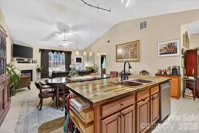 4412 Glenlea Commons Drive, Charlotte, NC 28216 - Photo 22