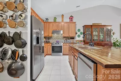 4412 Glenlea Commons Drive, Charlotte, NC 28216 - Photo 28