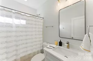 1213 Creek Side Dr, Conover, NC 28613 - Photo 32