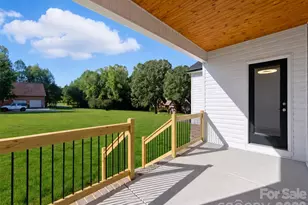 1213 Creek Side Dr, Conover, NC 28613 - Photo 18