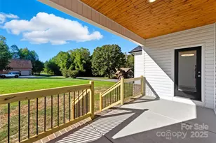 1213 Creek Side Dr, Conover, NC 28613 - Photo 36