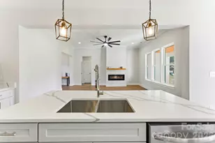 1213 Creek Side Dr, Conover, NC 28613 - Photo 10