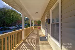 5909 Maple St, Charlotte, NC 28269 - Photo 4