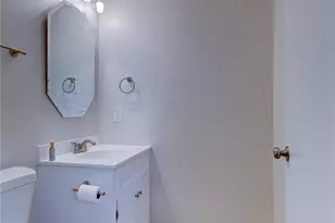 5909 Maple St, Charlotte, NC 28269 - Photo 18