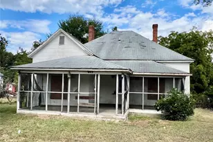 407 Chester Ave, Great Falls, SC 29055 - Photo 1