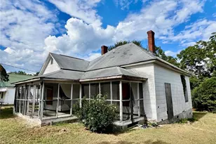 407 Chester Ave, Great Falls, SC 29055 - Photo 2