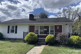 713 Circle Dr NE, Lenoir, NC 28645 - Photo 1