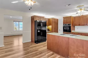 930 Scenic Cir, Waynesville, NC 28786 - Photo 14