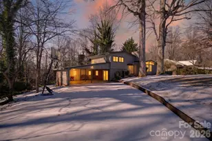 1624 Brentwood Dr, Newton, NC 28658 - Photo 1