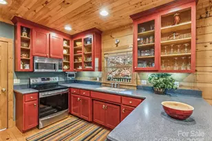 167 Mountain Vis Dr, Saluda, NC 28773 - Photo 14