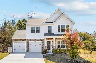 723 Yorkshire Dr, Albemarle, NC 28001 - Photo 1