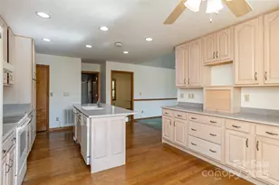 1510 Chestnut Gap Rd, Hendersonville, NC 28792 - Photo 16