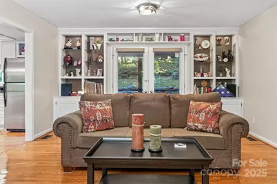 163 Ridgeview Drive, Hendersonville, NC 28792 - Photo 8