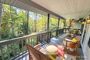 163 Ridgeview Dr, Hendersonville, NC 28792 - Photo 4