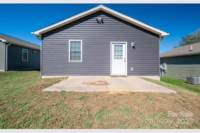 1942 11th Avenue NE, Hickory, NC 28601 - Photo 18