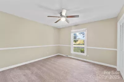 2010 Elizabeth Avenue, Hickory, NC 28602 - Photo 14