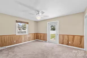 2010 Elizabeth Ave, Hickory, NC 28602 - Photo 20