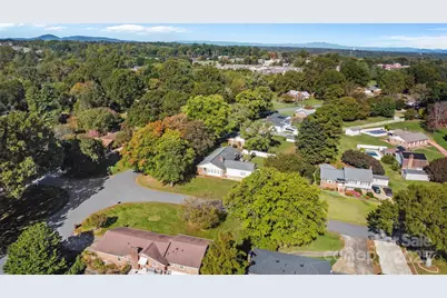 2010 Elizabeth Avenue, Hickory, NC 28602 - Photo 30