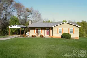 4186 Horseshoe Bend Rd, Hudson, NC 28638 - Photo 1