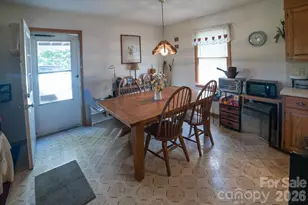 4186 Horseshoe Bend Rd, Hudson, NC 28638 - Photo 6