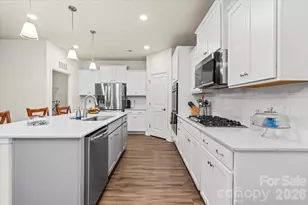 3130 Windhaven Ln, Tega Cay, SC 29708 - Photo 16