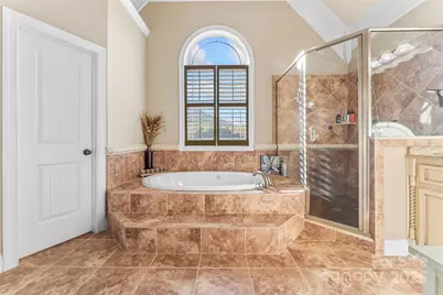 5836 Bakers Point, Hickory, NC 28602 - Photo 18