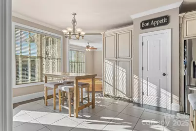 5836 Bakers Point, Hickory, NC 28602 - Photo 10