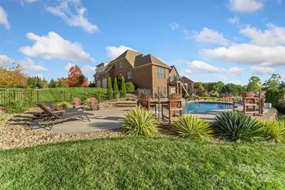 5836 Bakers Point, Hickory, NC 28602 - Photo 44