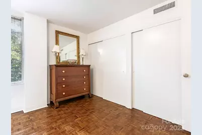 1300 Queens Road #401, Charlotte, NC 28207 - Photo 8