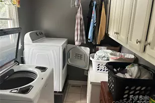 303 Fallingbrook Dr, Belmont, NC 28012 - Photo 22