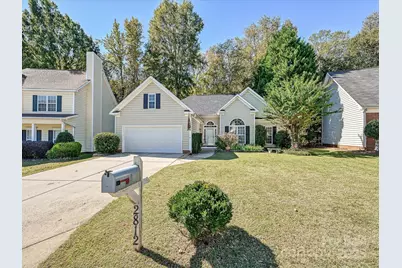 2812 Huckleberry Hill Drive, Fort Mill, SC 29715 - Photo 2