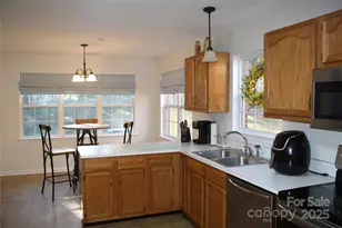 107 Prestwick Ct, Salisbury, NC 28146 - Photo 4