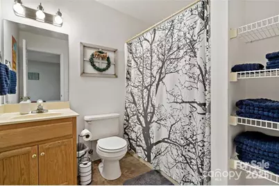 2691 Laurel Pointe Drive, Morganton, NC 28761 - Photo 34