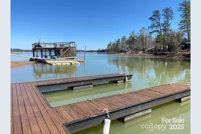 2691 Laurel Pointe Drive, Morganton, NC 28761 - Photo 4