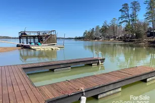 2691 Laurel Pointe Dr, Morganton, NC 28761 - Photo 4