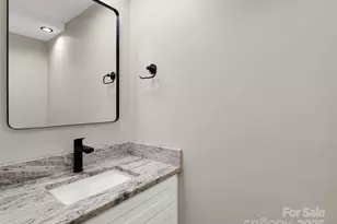 26 Governors View Rd, Asheville, NC 28805 - Photo 12