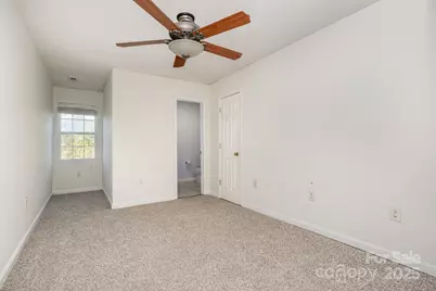 1580 W Cloaninger Avenue, Statesville, NC 28625 - Photo 16