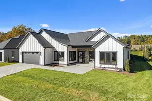 427 Big Hl Dr, Arden, NC 28704 - Photo 4