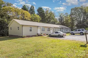 2075 N Whisnant Ave, Newton, NC 28658 - Photo 4