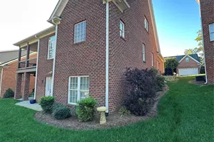 1060 Kensford Dr, Lewisville, NC 27023 - Photo 4