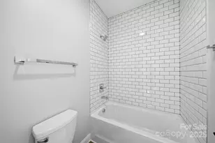 105 N Smallwood Pl, Charlotte, NC 28216 - Photo 40