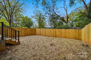 105 N Smallwood Pl, Charlotte, NC 28216 - Photo 46