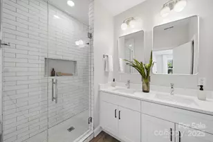 105 N Smallwood Pl, Charlotte, NC 28216 - Photo 32