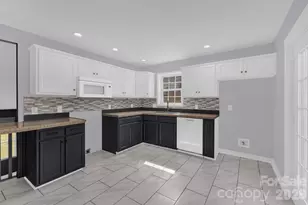 311 N Meadow Dr, Morganton, NC 28655 - Photo 12
