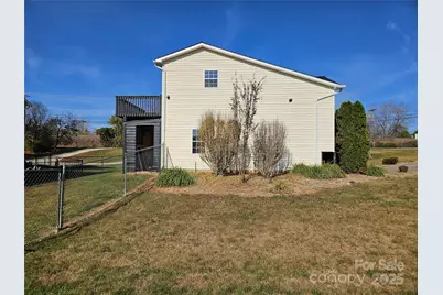 311 N Meadow Drive, Morganton, NC 28655 - Photo 26