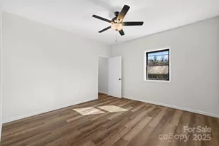 90 Park Street St, Bryson City, NC 28713 - Photo 16